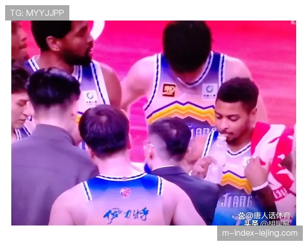 新疆末节防守变阵锁死广东进攻 劳森准三双主导18分逆转